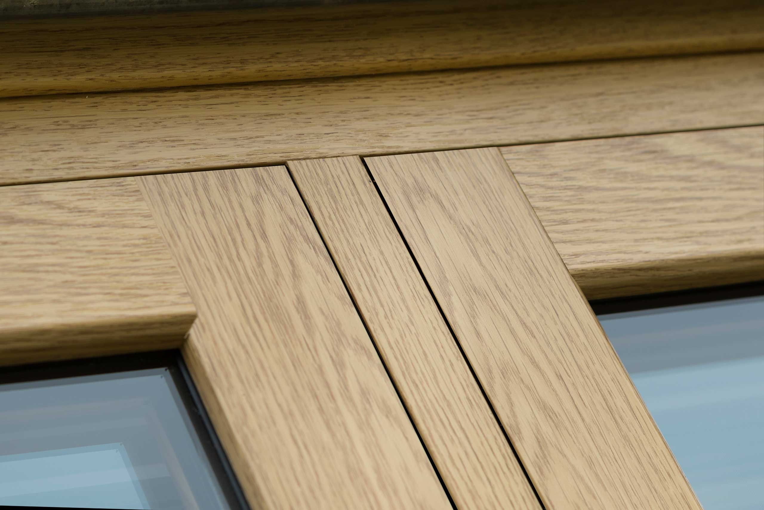 Woodgrain foil uPVC windows